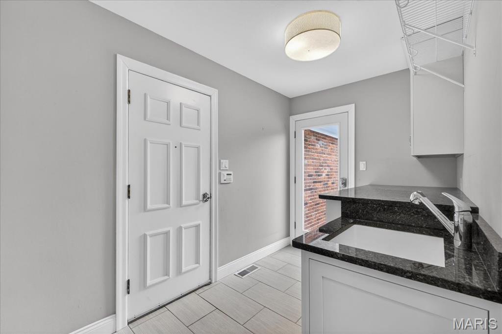 Steeplechase Lane - Residential