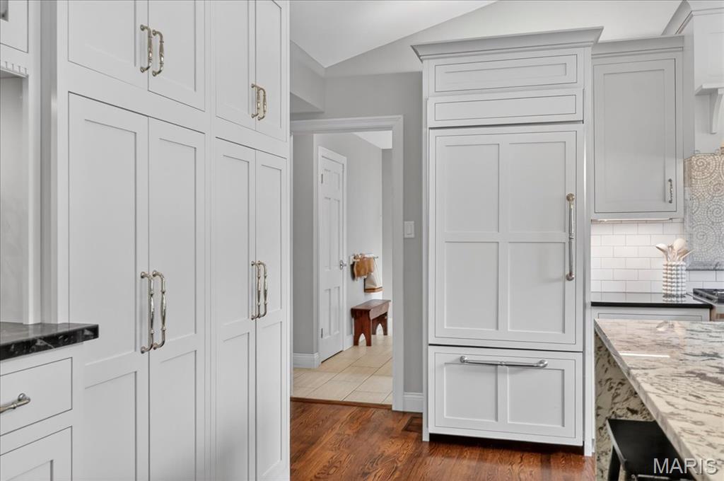 Steeplechase Lane - Residential