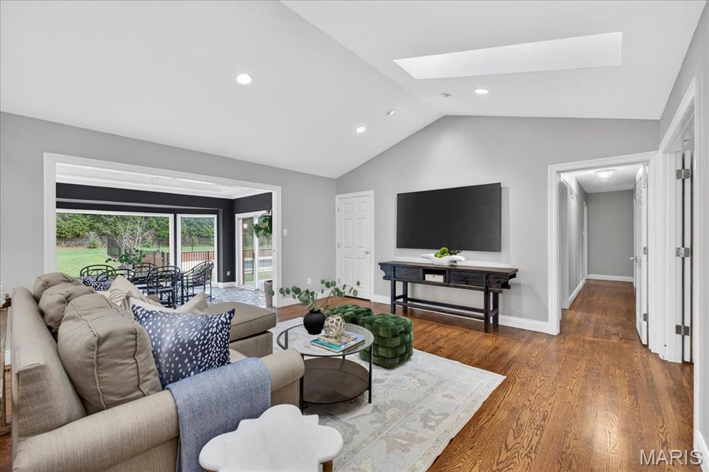 Steeplechase Lane - Residential