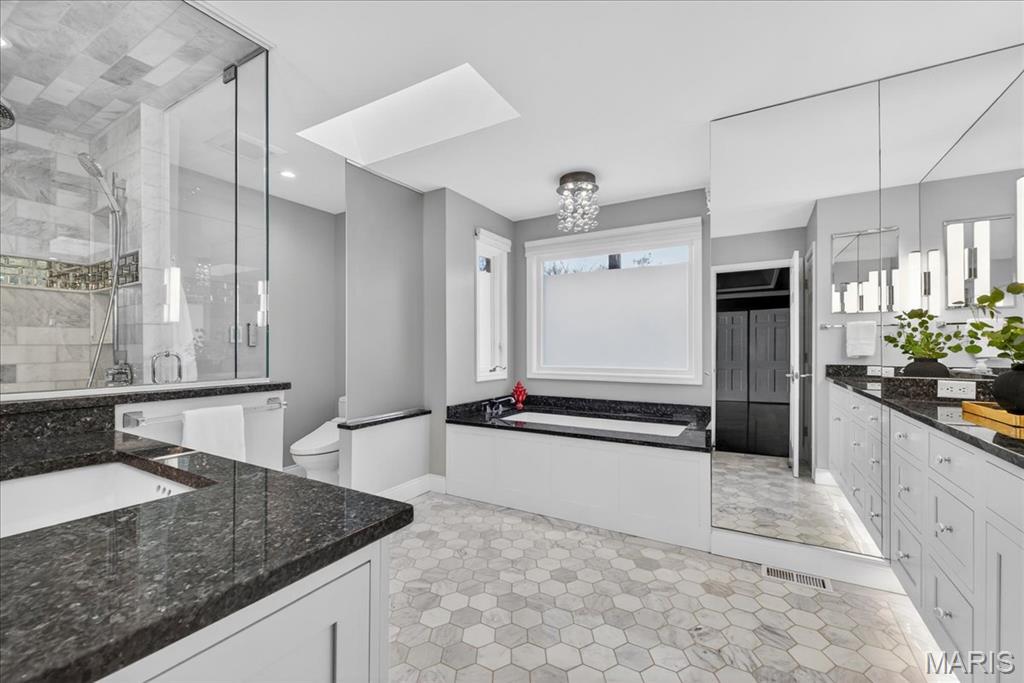 Steeplechase Lane - Residential