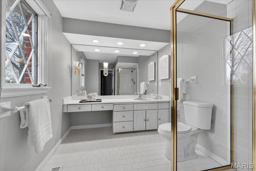 Steeplechase Lane - Residential