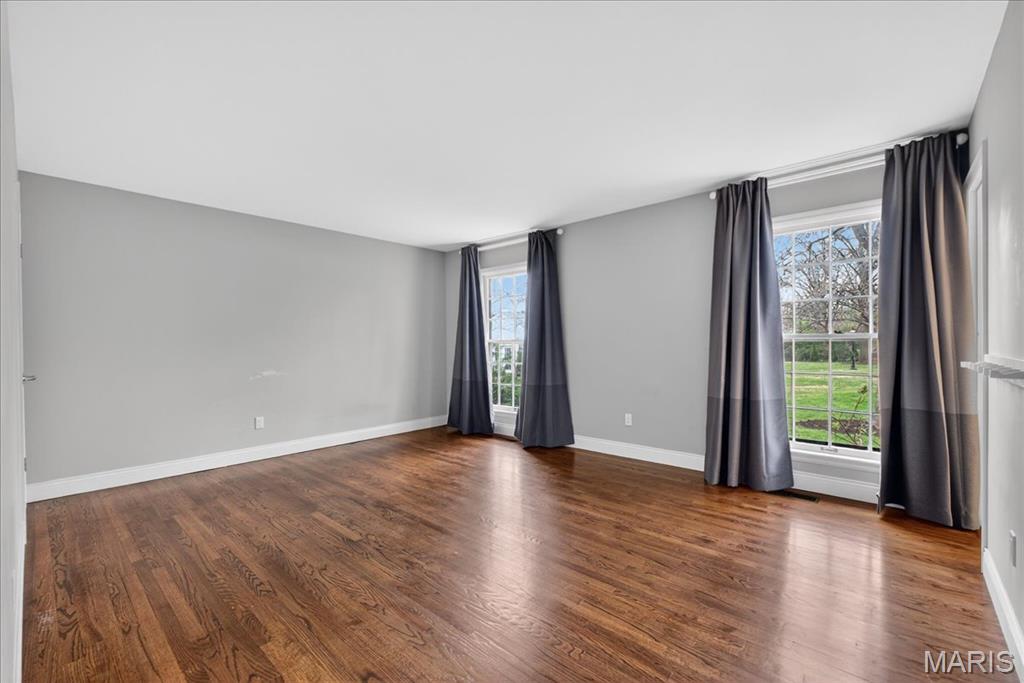 Steeplechase Lane - Residential