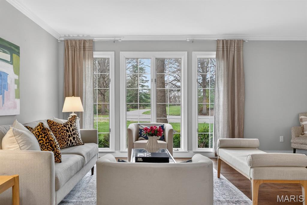 Steeplechase Lane - Residential