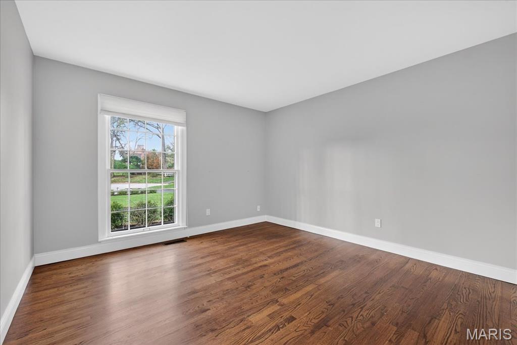 Steeplechase Lane - Residential