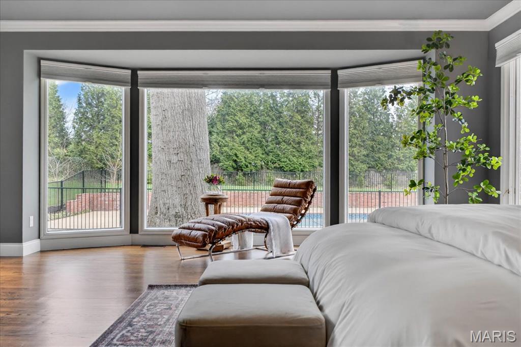 Steeplechase Lane - Residential