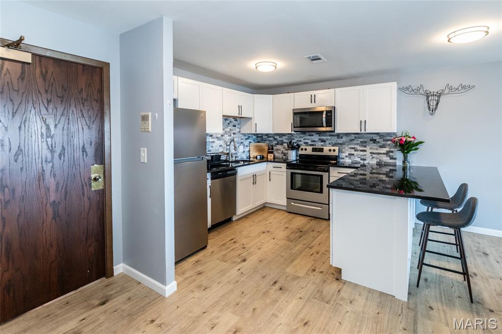 St Louis, Missouri 63141, United States, 1 Bedroom Bedrooms, ,1 BathroomBathrooms,Residential,Active,192395