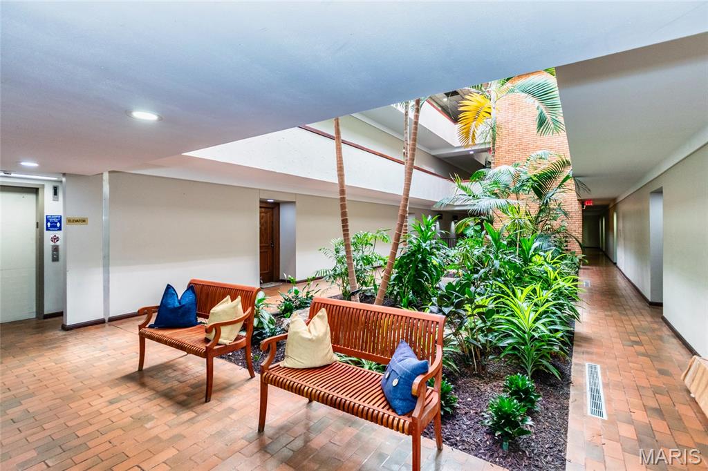 St Louis, Missouri 63141, United States, 1 Bedroom Bedrooms, ,1 BathroomBathrooms,Residential,Active,192395