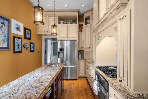 Tiny photo for 1911 Hickory Street, St Louis, MO 63104 (MLS # 26030901)