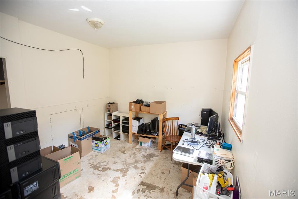 Rolla, Missouri 65401, United States, 3 Bedrooms Bedrooms, ,2 BathroomsBathrooms,Residential,Active,221693