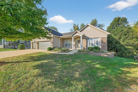 121 Kendl Court Florissant MO 63031