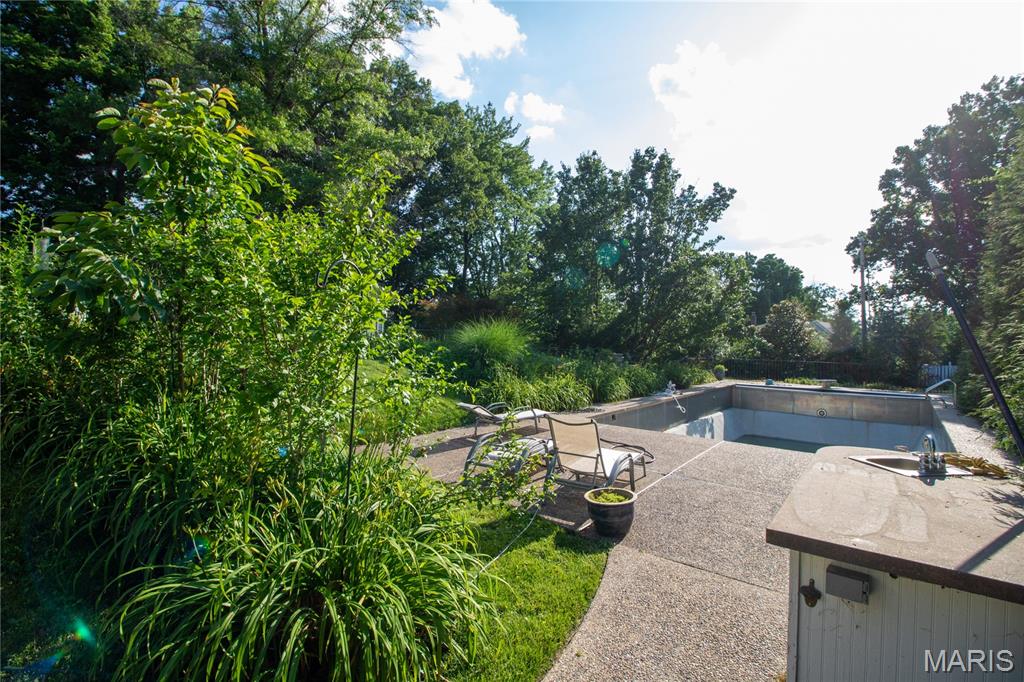 Edward Joy - Residential