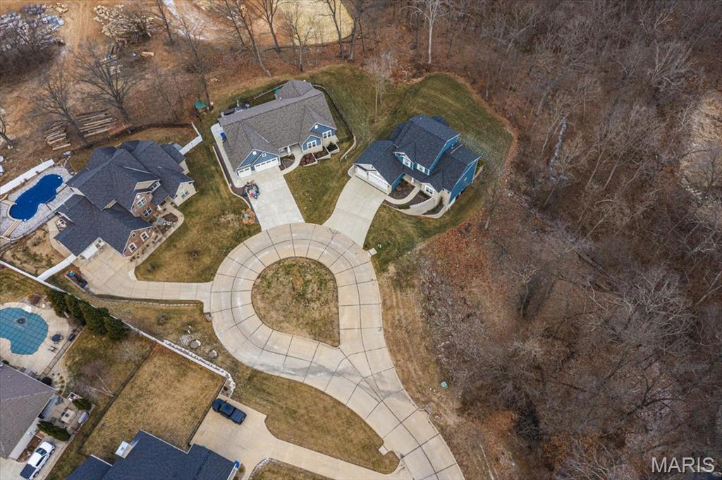 Alberts Laumeier Manor - Land