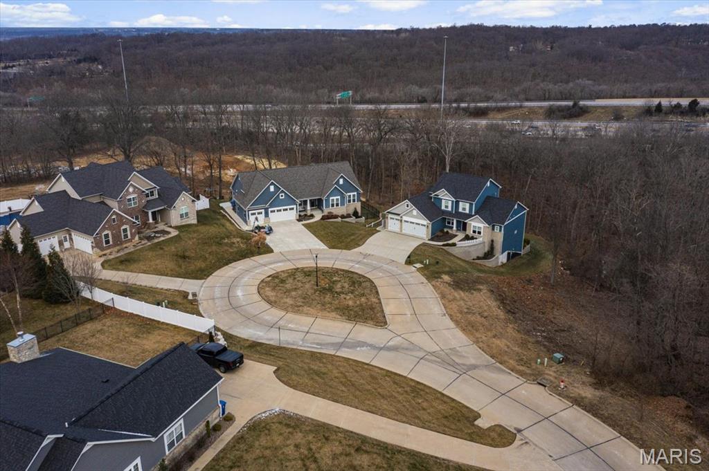 Alberts Laumeier Manor - Land