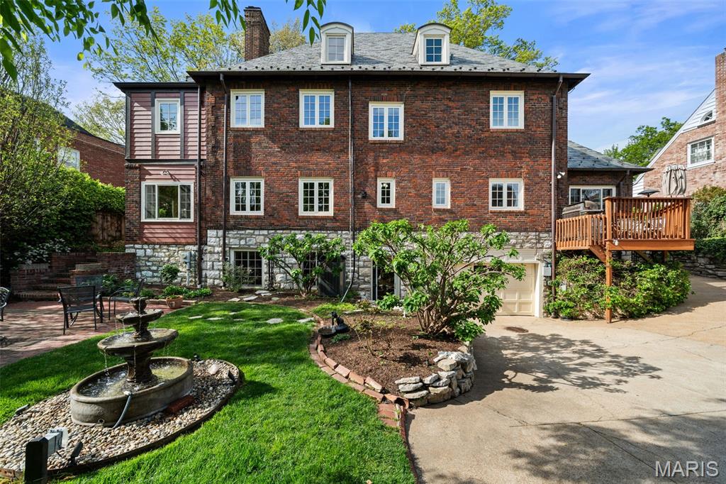 Country Club Place 2 - Residential