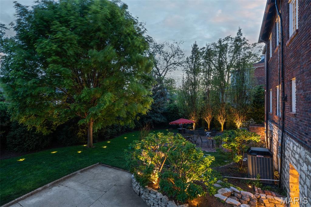 Country Club Place 2 - Residential