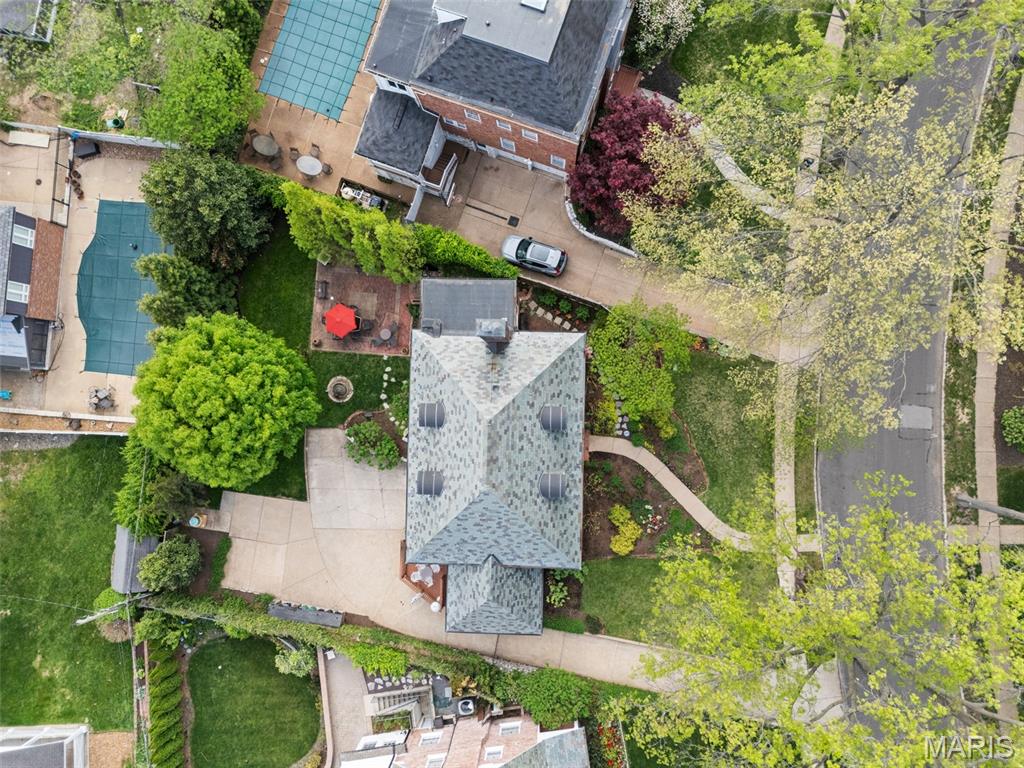 Country Club Place 2 - Residential