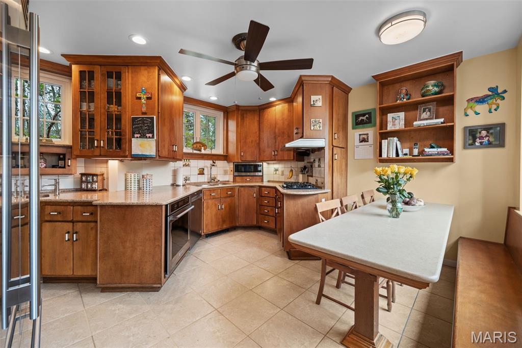 Country Club Place 2 - Residential