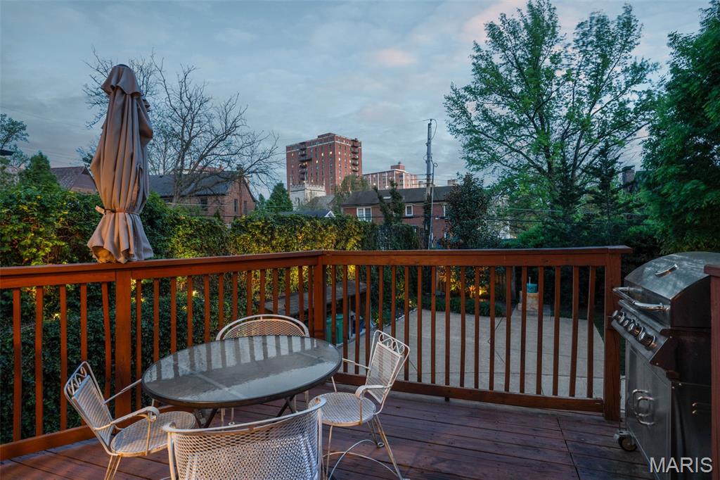 Country Club Place 2 - Residential