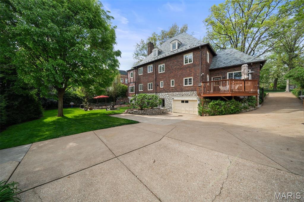 Country Club Place 2 - Residential