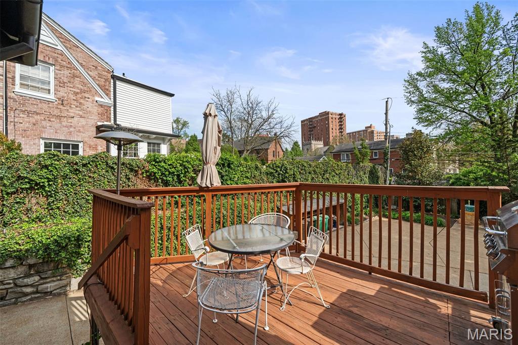 Country Club Place 2 - Residential