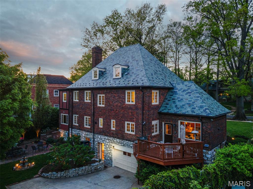 Country Club Place 2 - Residential