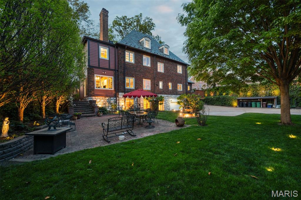 Country Club Place 2 - Residential