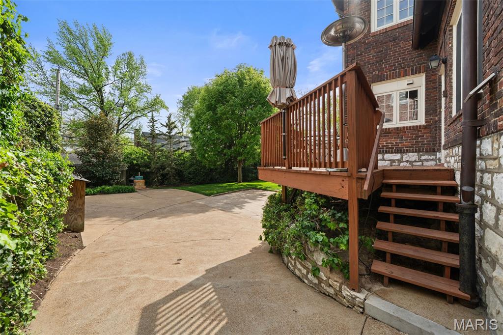 Country Club Place 2 - Residential