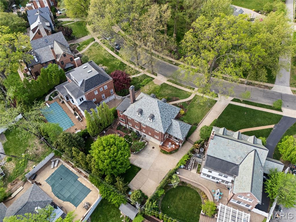 Country Club Place 2 - Residential