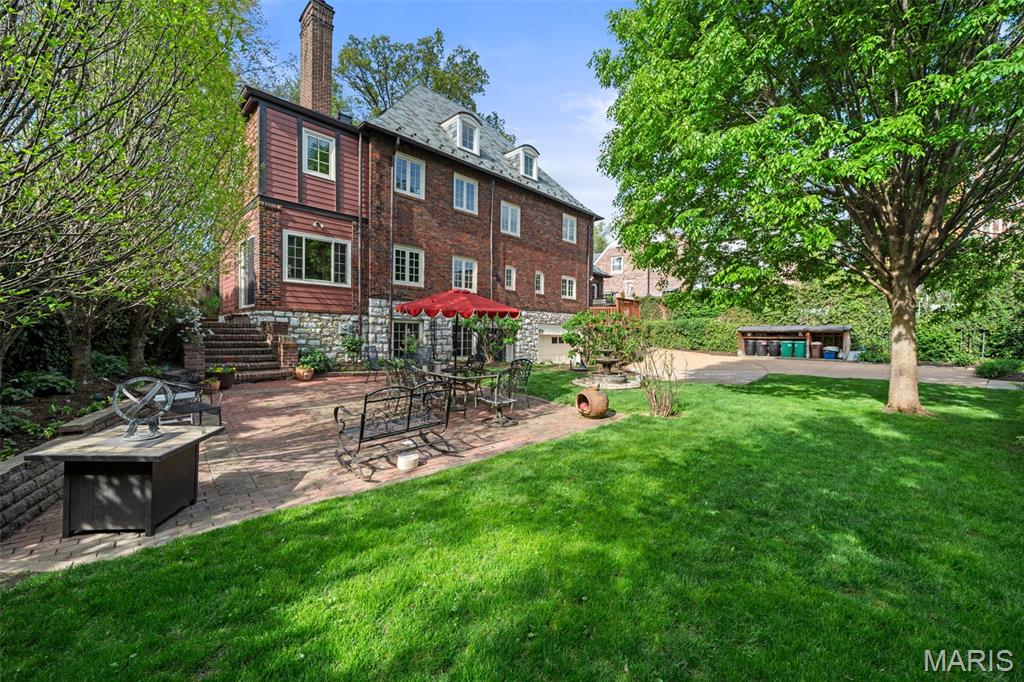 Country Club Place 2 - Residential