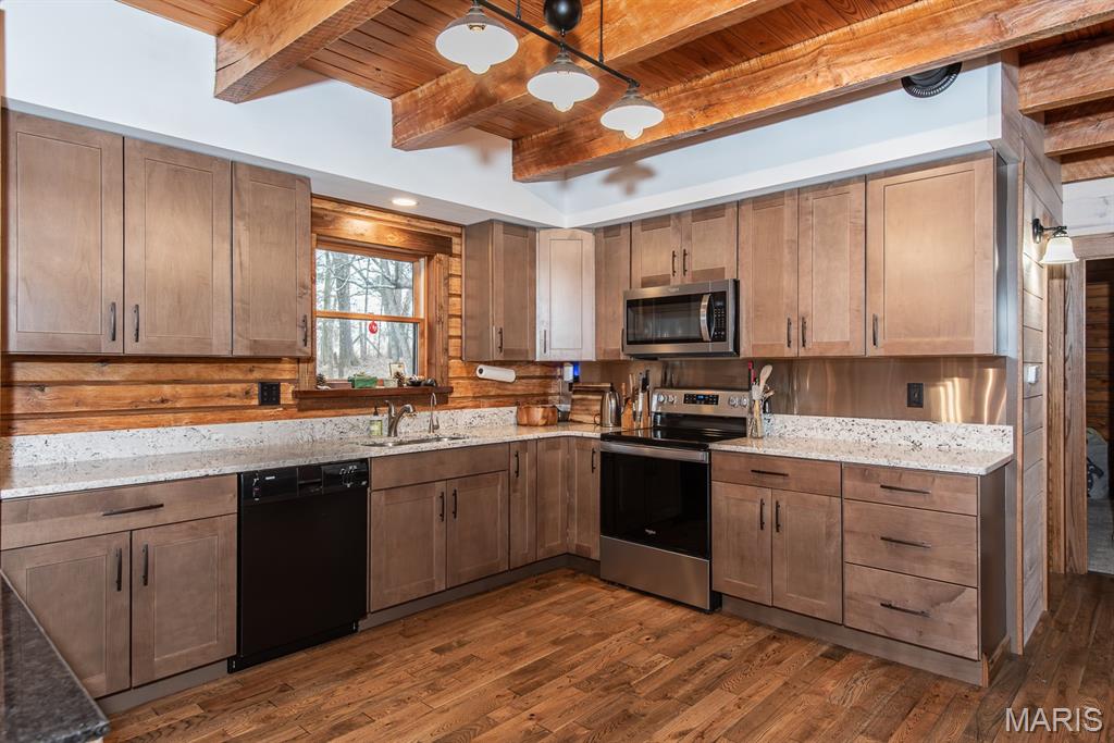 Courtois Tr - Residential