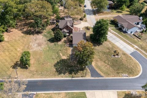 Tiny photo for 10000 Hilltop Drive, St Louis, MO 63128 (MLS # 25064570)