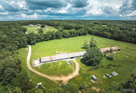 1629 Oak Hill Road Cuba MO 65453