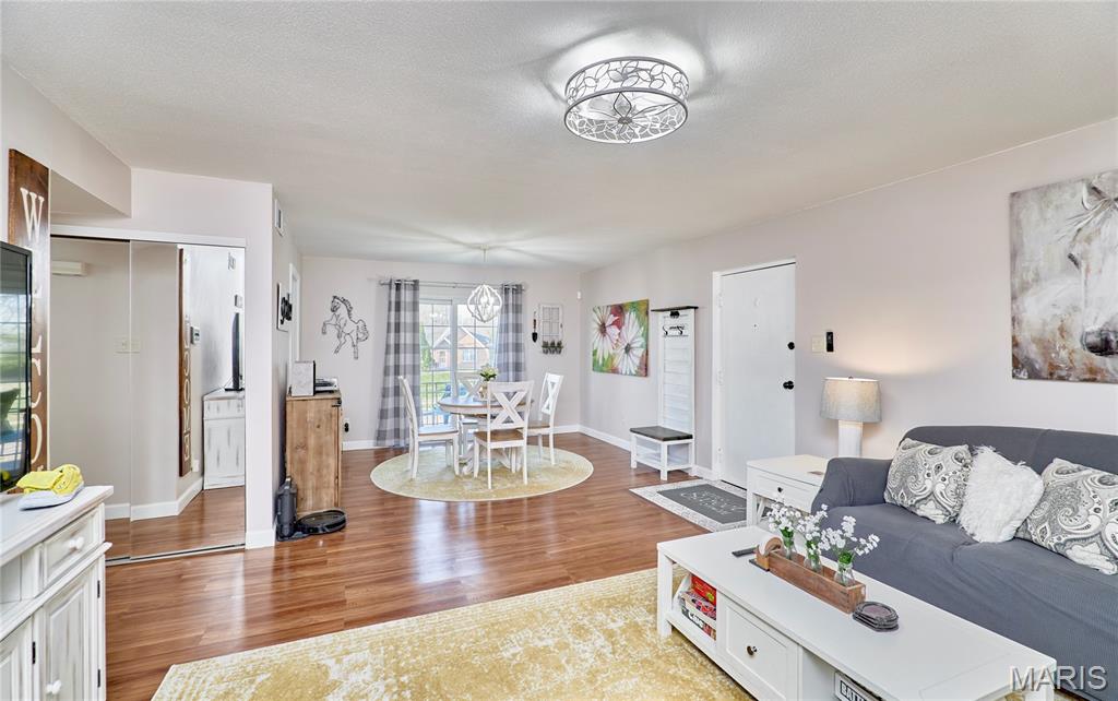 Chateau De Ville Condo Sec - Residential