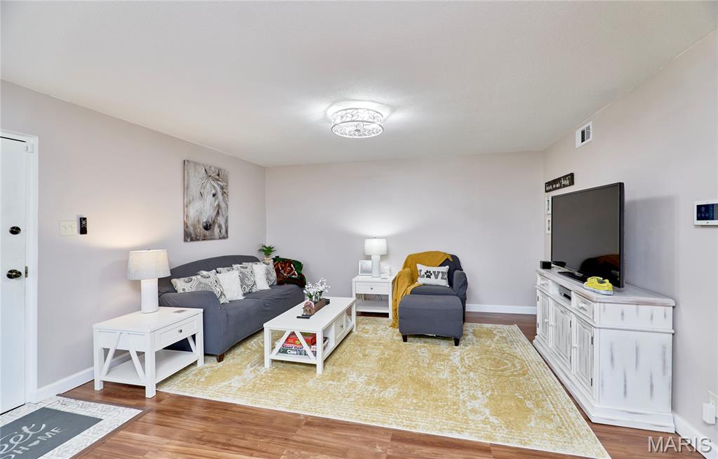 Chateau De Ville Condo Sec - Residential