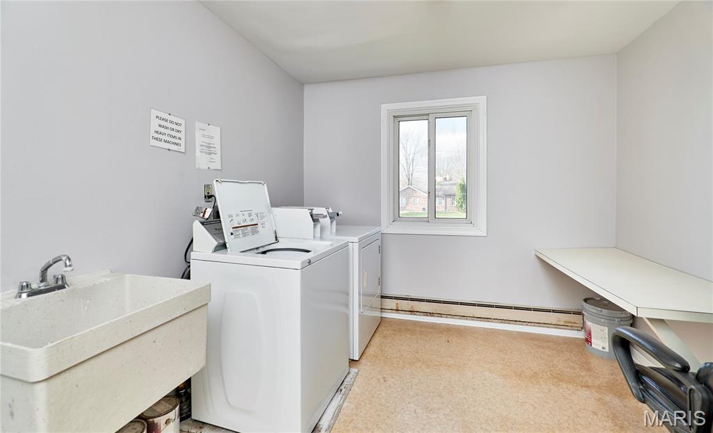 Chateau De Ville Condo Sec - Residential