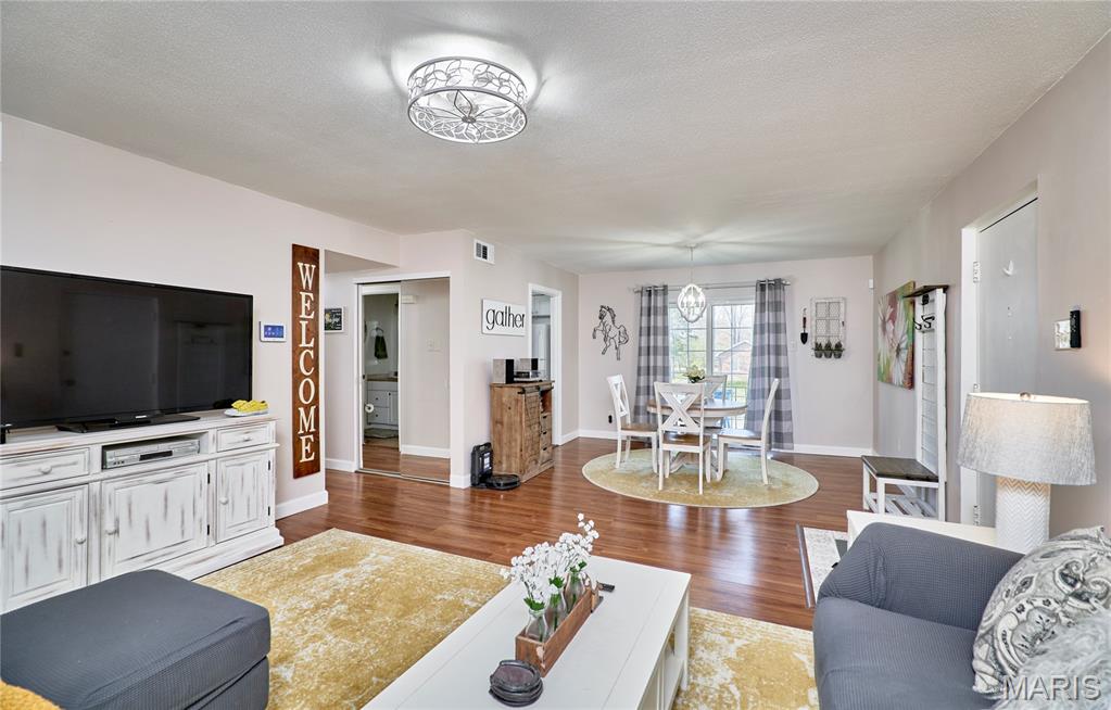 Chateau De Ville Condo Sec - Residential