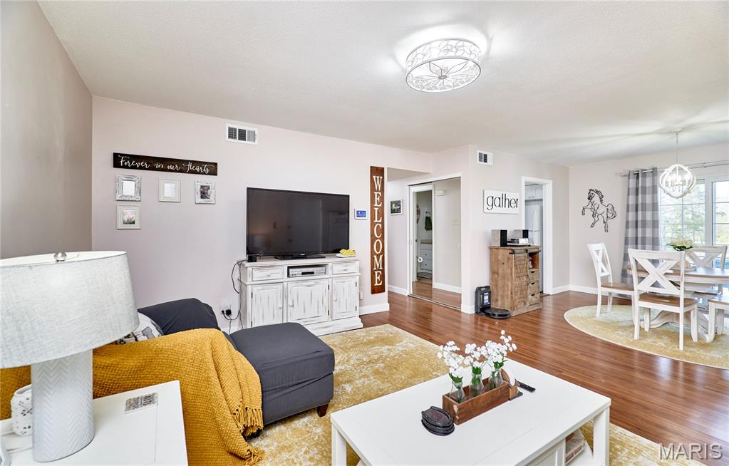 Chateau De Ville Condo Sec - Residential