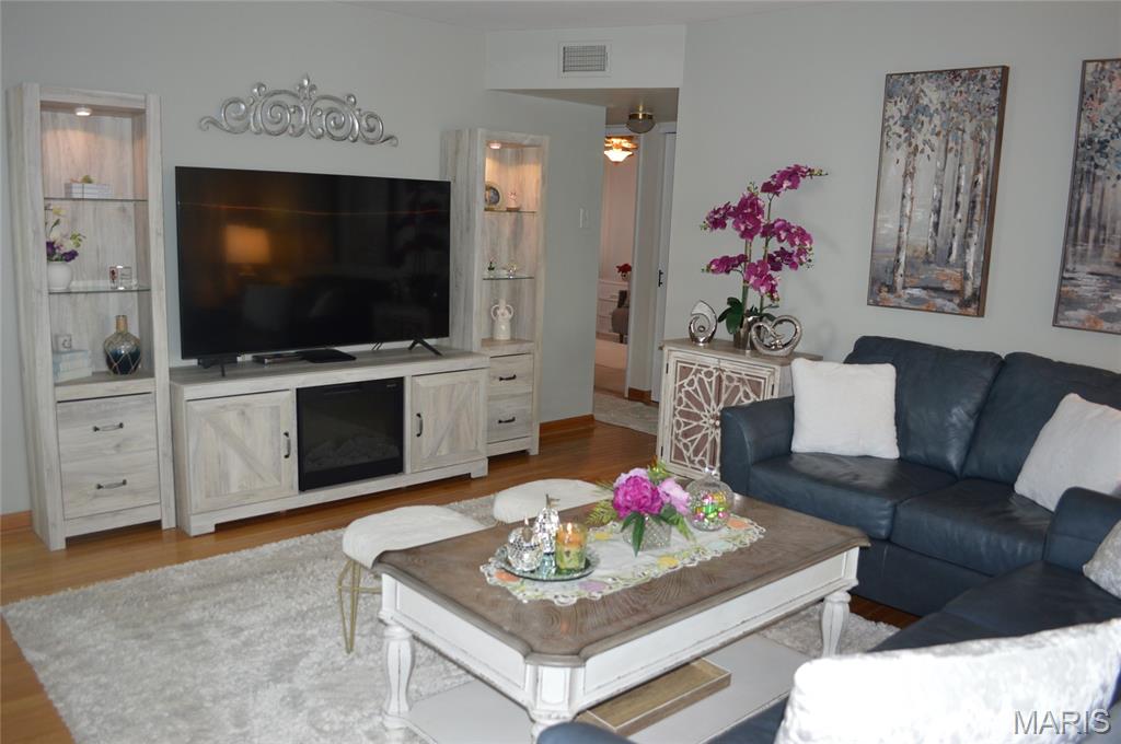 Carroll Wood Condo - Residential