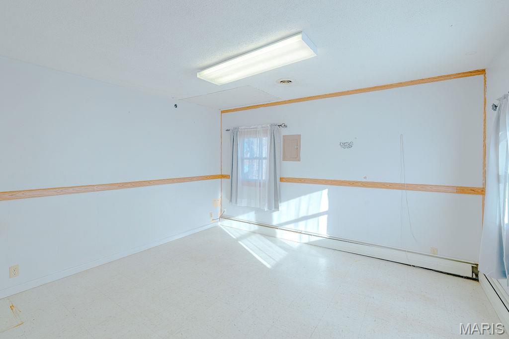 Jd Erni - Residential