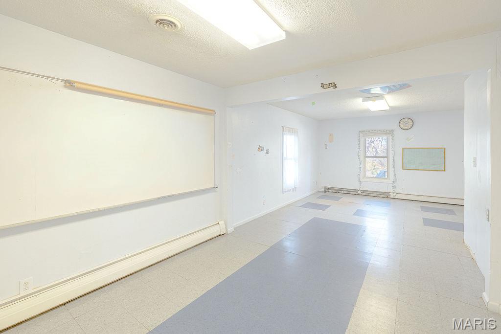 Jd Erni - Residential