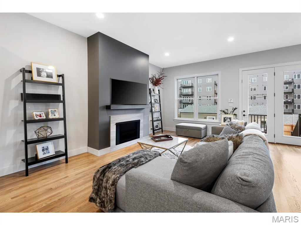 Lafayette Reserve - Residential