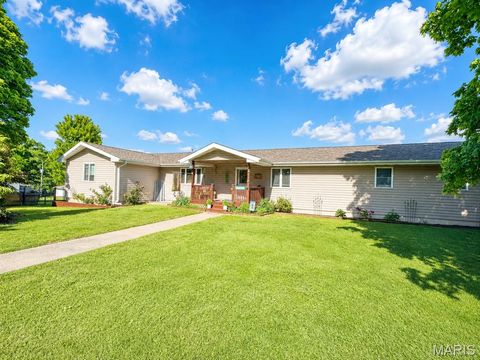 Photo of 56481 Turner Acres PL, New London, MO 63459 (MLS # 26030518)