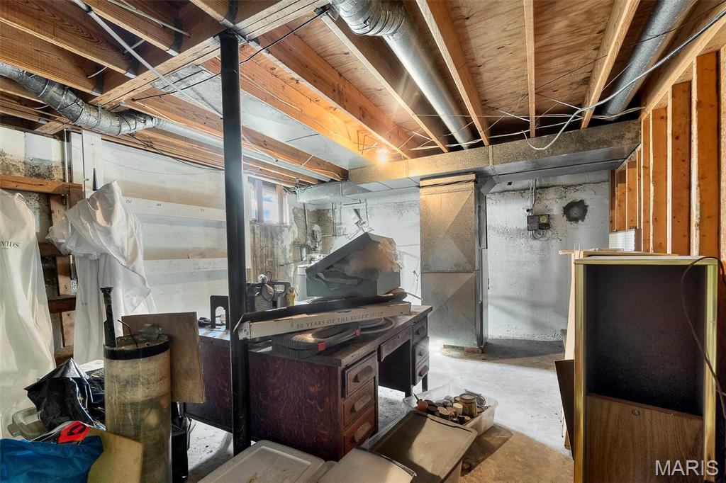 Harris - Commercial Sale