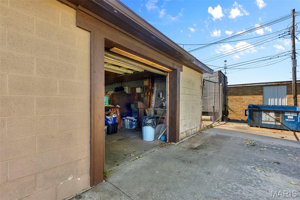 Harris - Commercial Sale