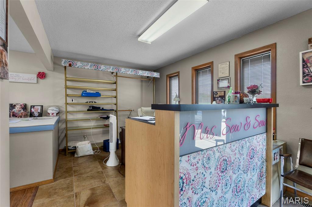 Harris - Commercial Sale