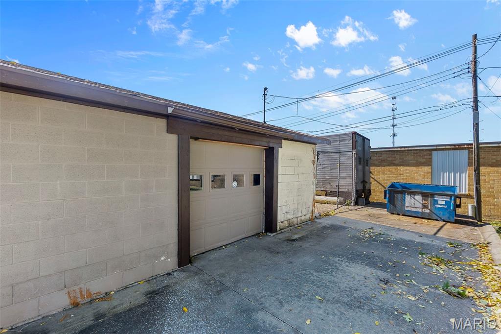 Harris - Commercial Sale