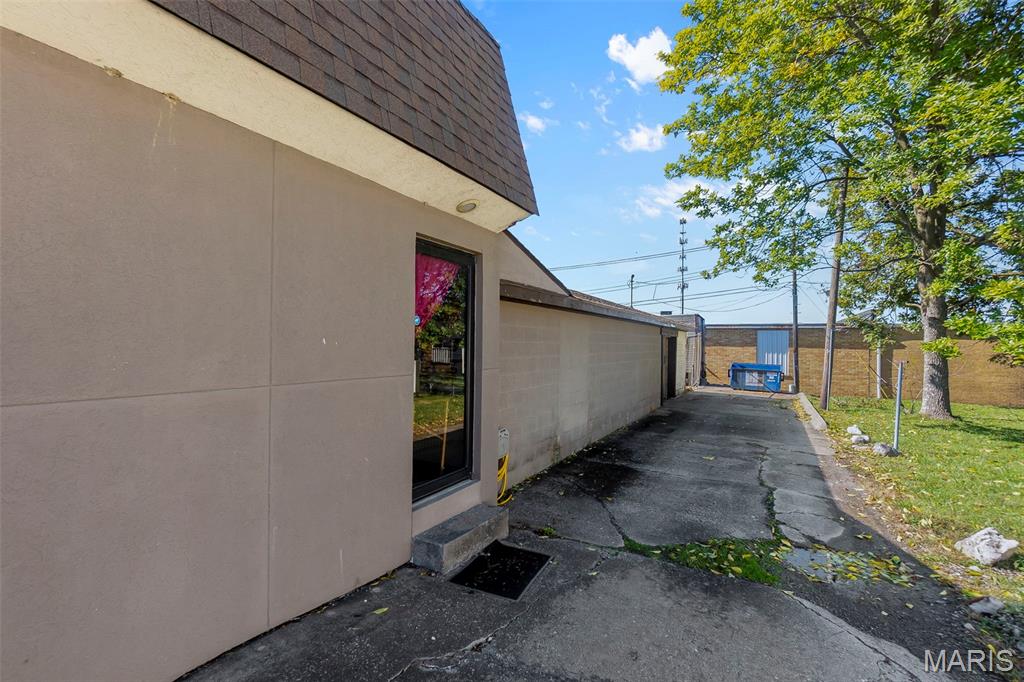 Harris - Commercial Sale