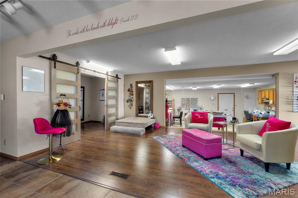 Harris - Commercial Sale