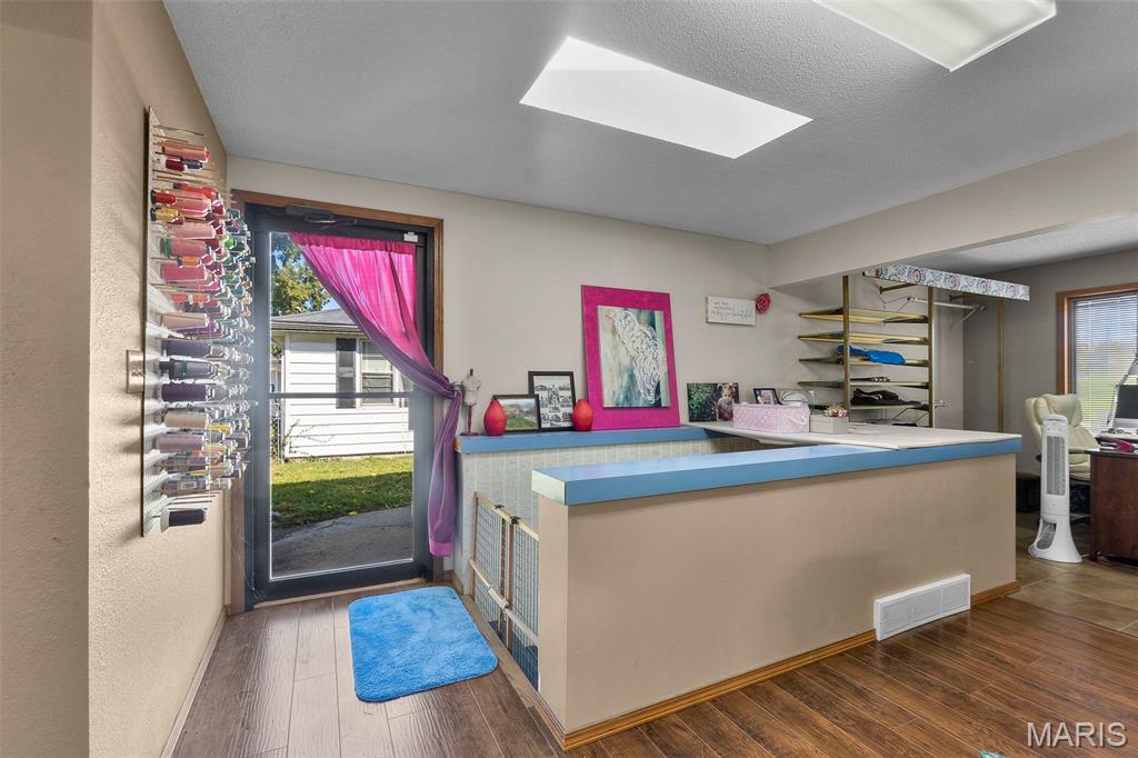 Harris - Commercial Sale