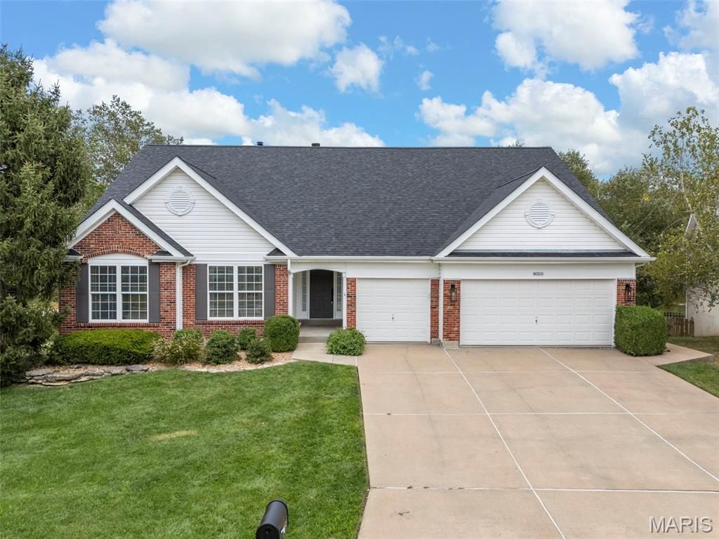 Photo of 8050 Knights Crossing Drive, OFallon, MO 63368 (MLS # 26020764)